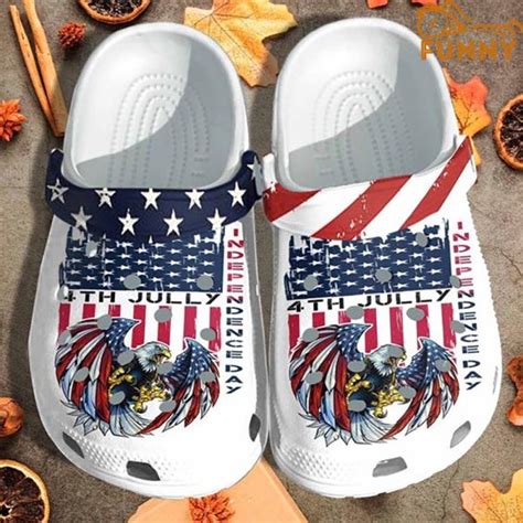 how to clean patriotic crocs.